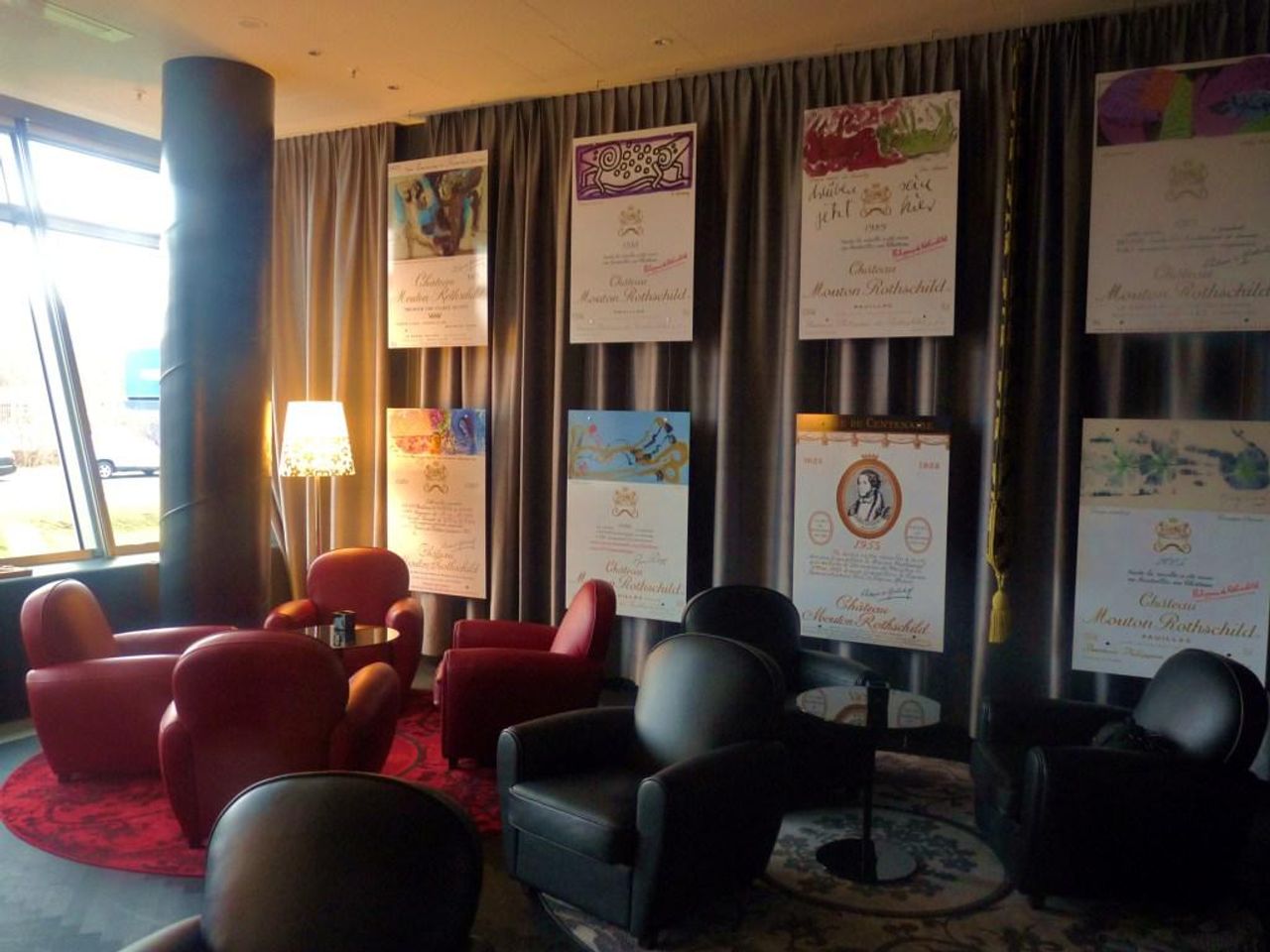 Rest der Welt   Baron Phillippe de Rothschild Lounge image 1