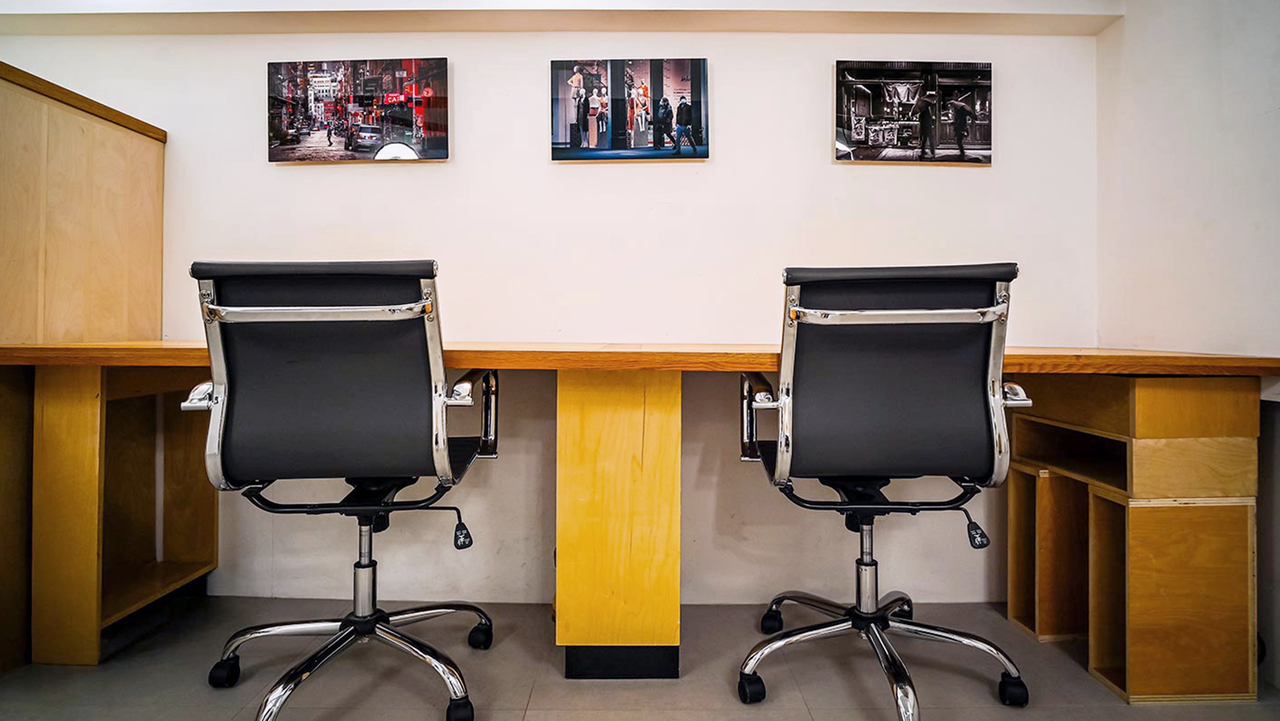 New York  Meeting room Travertine Alcove image 0