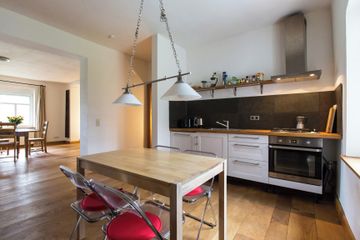 Rest van de wereld workshop spaces Privéwoning Meetingroom image 7