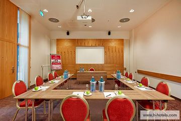 Munich   Maximilian image 1