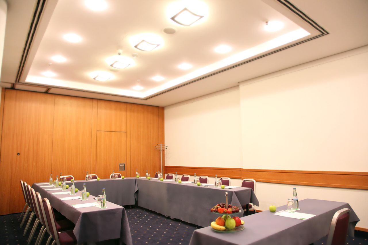 Hamburg   Pinnau image 1