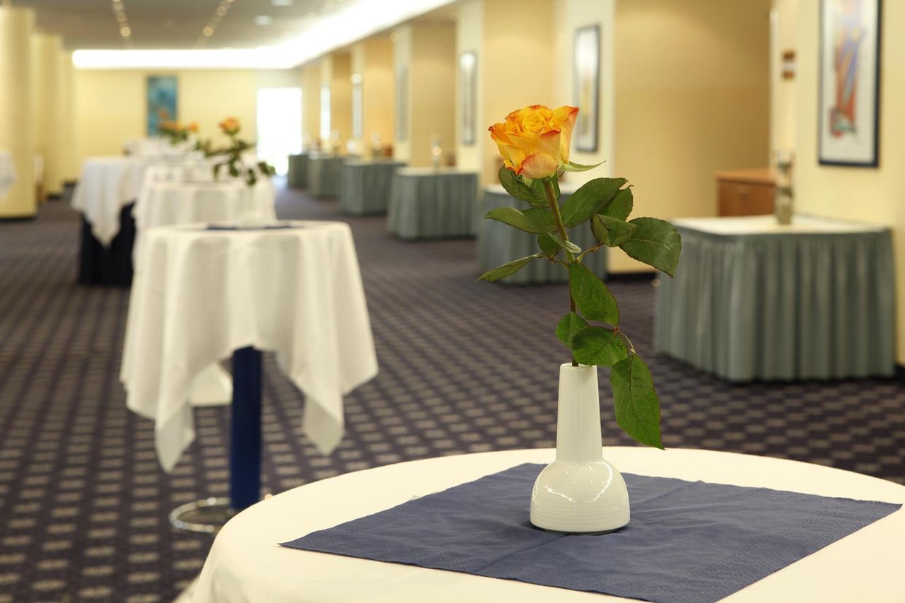 Leipzig   Konferenzraum 1 image 1