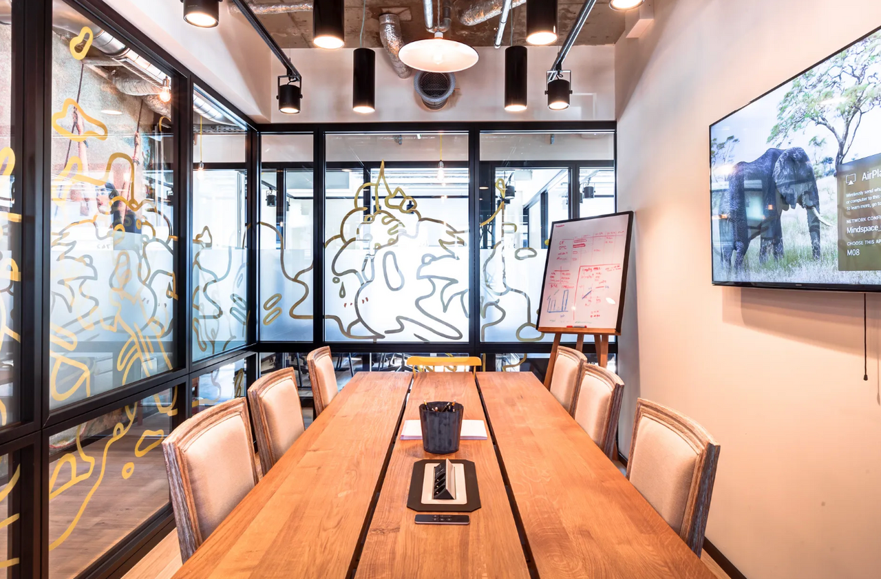 Berlin   Meeting Room M8 image 1