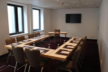 München   Saphir image 1