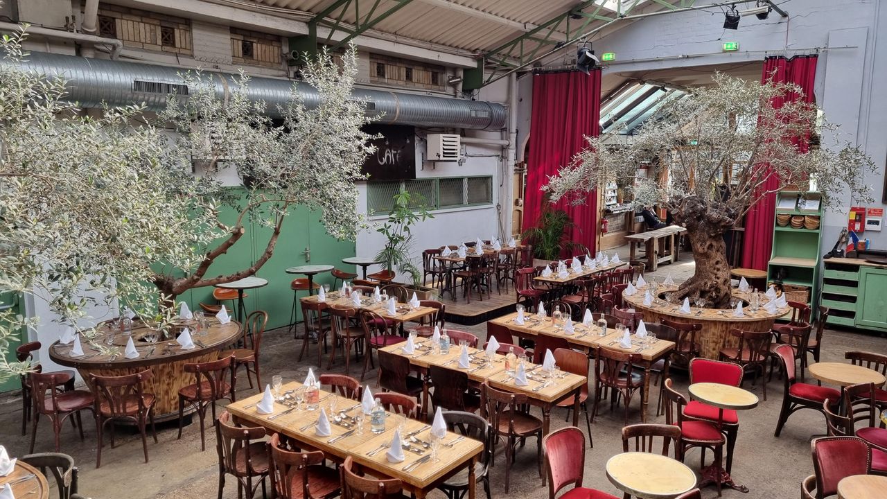 Paris  Außergewöhnliche Locations La Halle aux Oliviers image 1