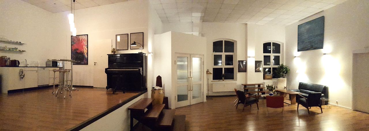 Augsburg  Unusual venue Argon{lounge} image 6