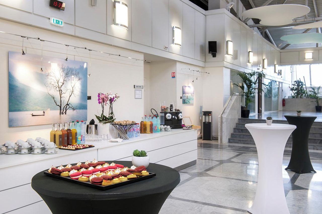 Rest of the World conference rooms Meeting room Meetingroom image 4