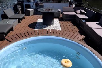 Berlin Offsite-Meeting Boat JAXS image 22