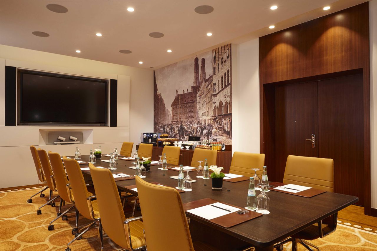 München   Hofgarten I image 1