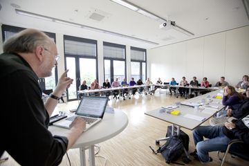 Rest of the World   Franziskus 2 image 1