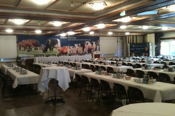 Rest der Welt   Kompletter Saal image 1