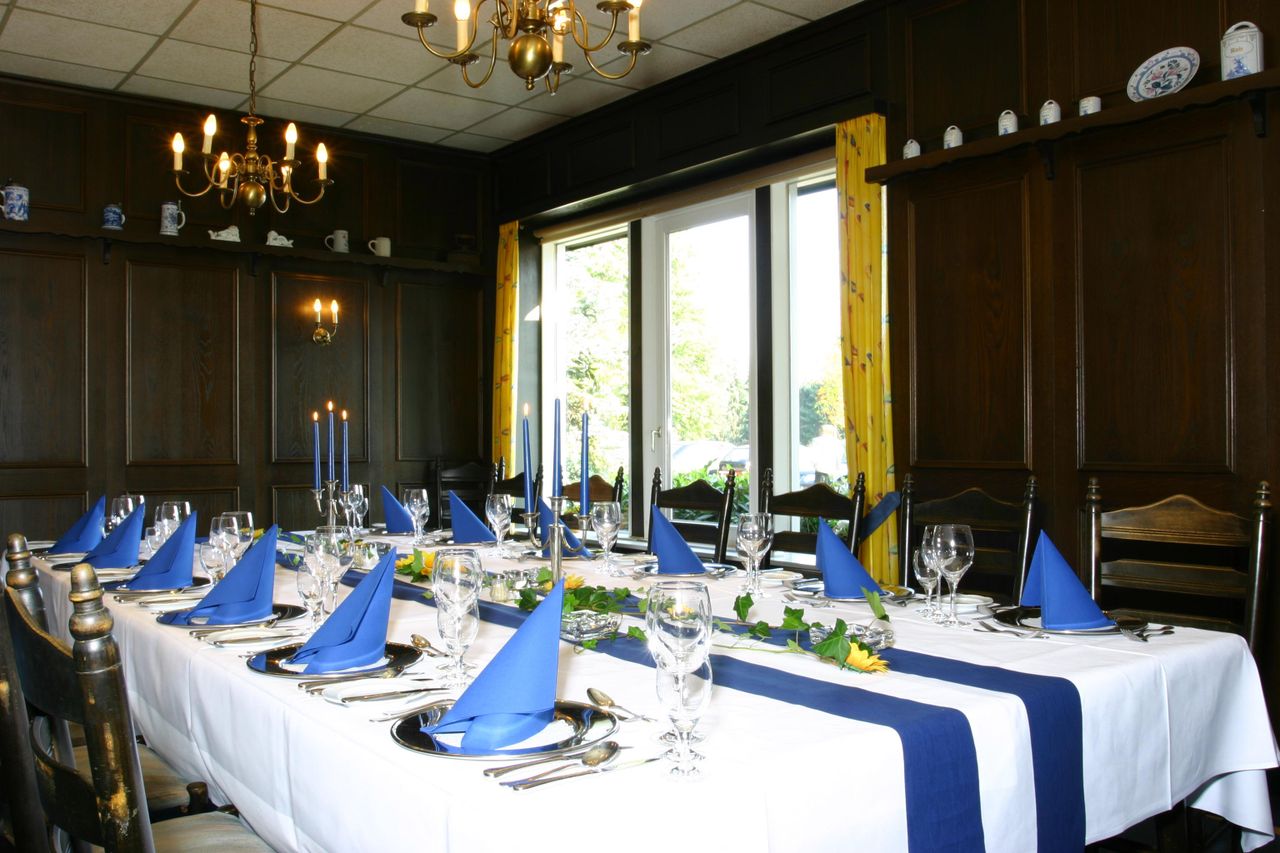 Rest der Welt   Sachsenhain image 1