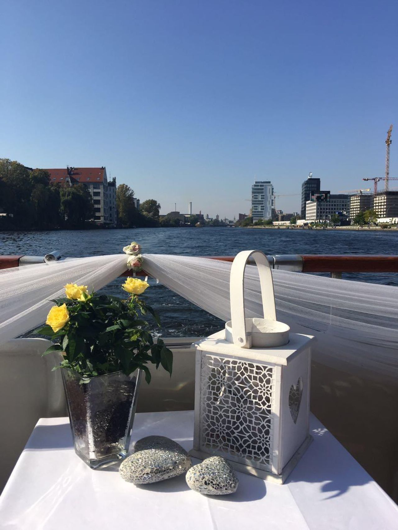 Berlin PR & Marketing Event Schiff/Eventschiff/Floß Motoryacht BELLEVUE image 8