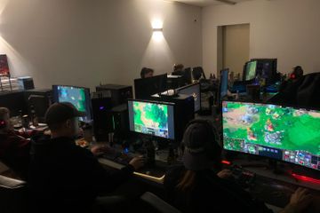 Bocholt Mobiles Arbeiten Function Room Großer 120 m² Workshop- & Eventraum in Bocholt mit Bar, Beamer & Lounge image 4