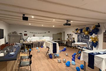 Bocholt Mobiles Arbeiten Function Room Großer 120 m² Workshop- & Eventraum in Bocholt mit Bar, Beamer & Lounge image 2