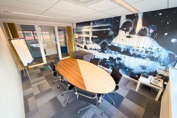 Leiden Offsite meeting Meetingraum b. Vergaderruimte Airport image 3