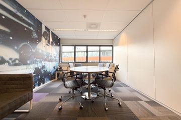 Leiden Offsite meeting Meetingraum b. Vergaderruimte Airport image 5