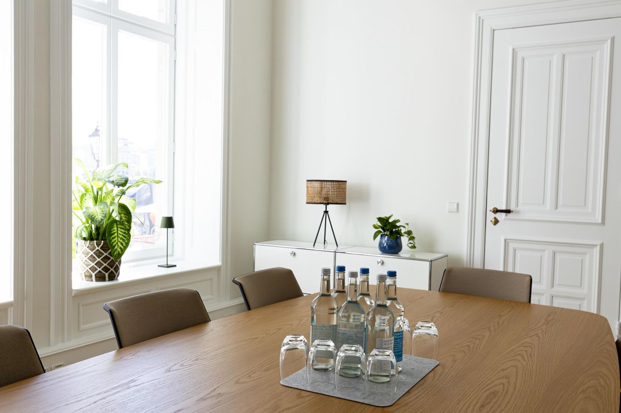 Hamburg Kreatives Meeting Meeting room Konferenzraum Jungfernstieg image 2