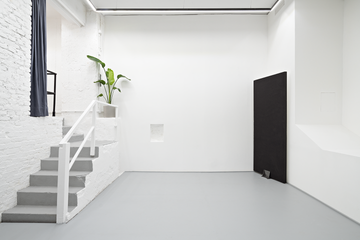 Cologne  Photostudio STUDIO B image 2