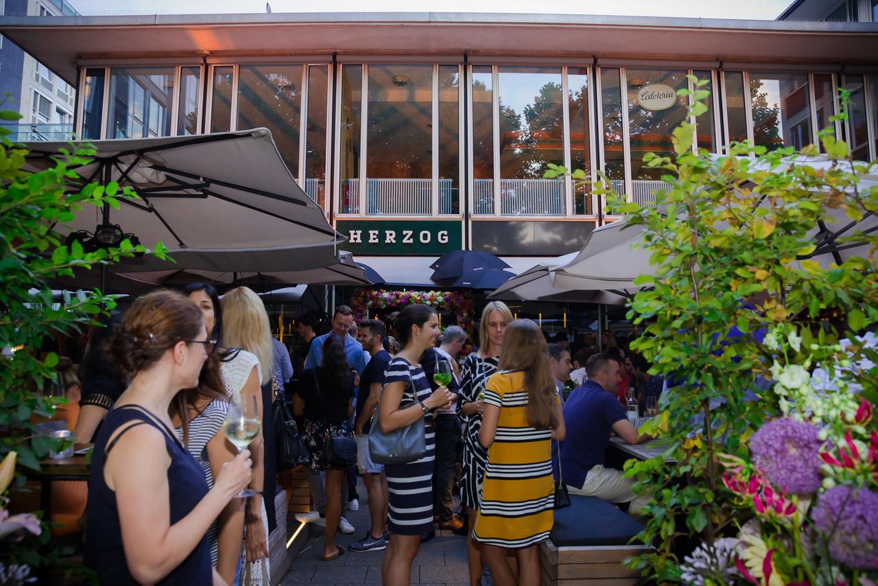 Ismaning PR & Marketing Event  Herzog Restaurant und Bar image 10