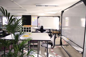 Stuttgart training rooms Coworking Space White Room image 3