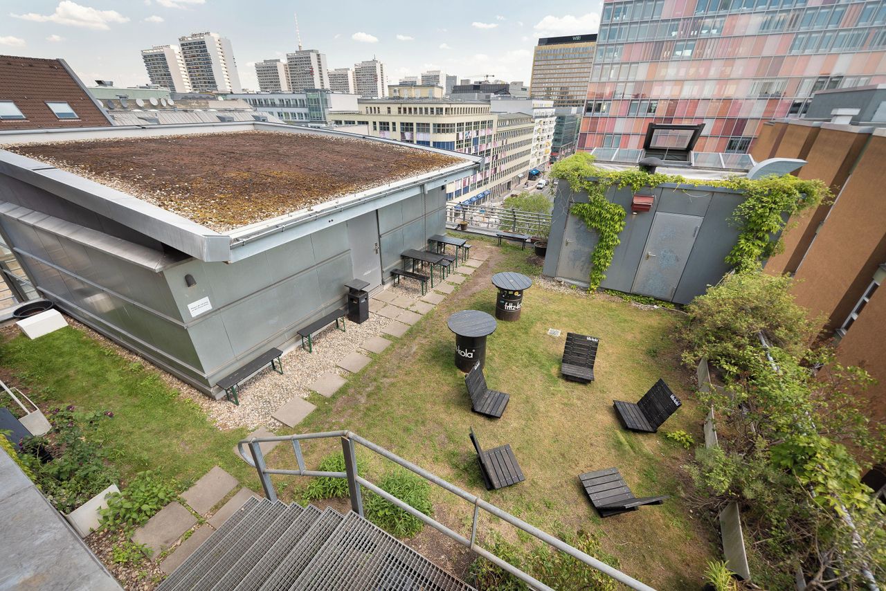 Berlin workshop spaces Coworking space Arena image 11