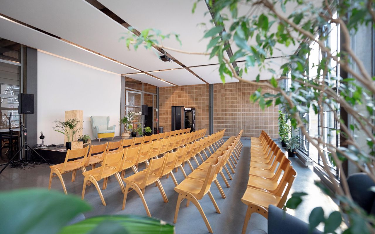 Berlin training rooms Coworking Space Salle de réunion aérée à côté du Checkpoint Charlie image 6