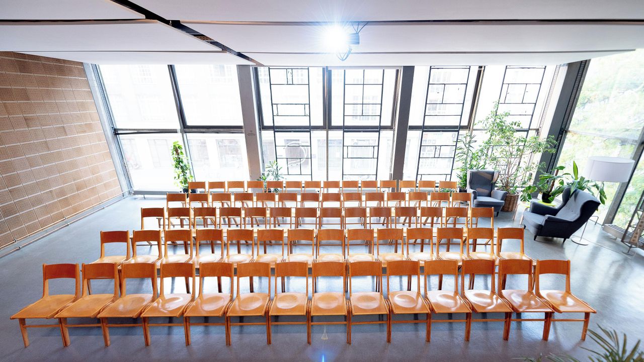 Berlin training rooms Coworking Space Salle de réunion aérée à côté du Checkpoint Charlie image 4