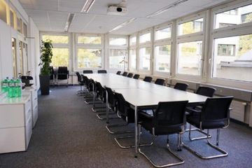 Rest van de wereld workshop spaces Business center CV Labs image 6