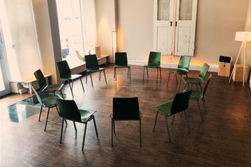 München training rooms Vergaderruimte Raum  und  Zeit image 4