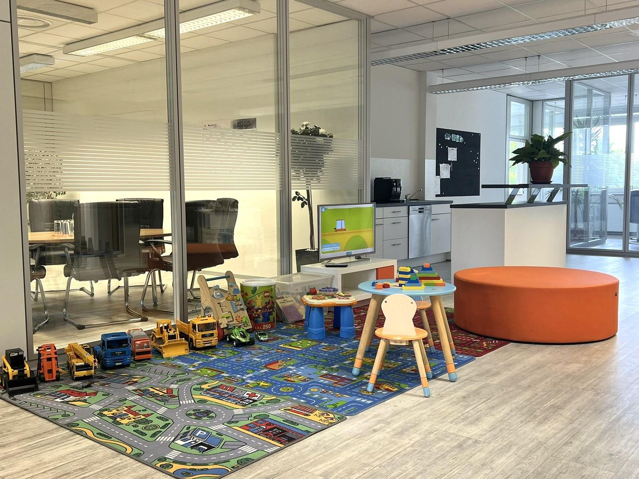 Tübingen  Seminarruimtes Big Meet image 9