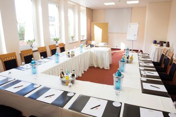 Cologne conference rooms Boardroom Meeting Room image 3