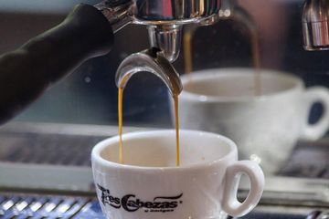 Berlin corporate event spaces Cafe Meeting und Event Space image 27