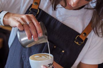 Berlin corporate event spaces Cafe Meeting und Event Space image 26