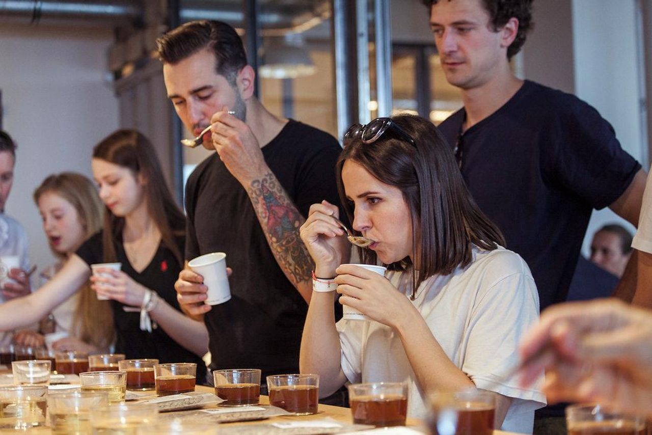 Berlin corporate event spaces Cafe Meeting und Event Space image 16