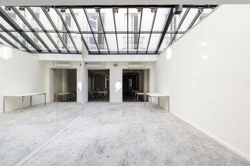 Paris corporate event spaces Loft COEUR MARAIS 7 image 2