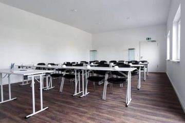 Berlin workshop spaces Meeting room Conference Room image 1