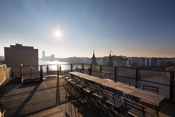 Berlin seminar rooms Dachterrasse Terrasse image 3
