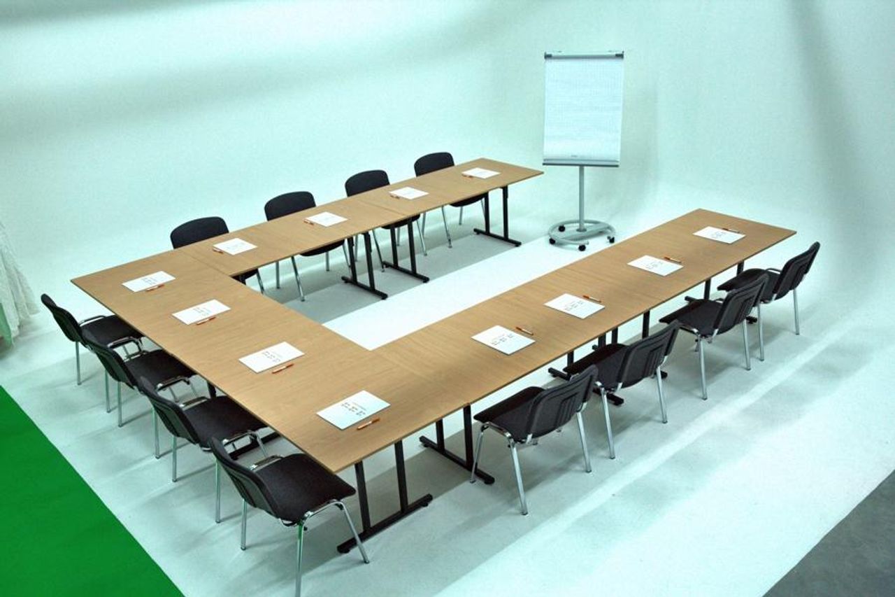 Rest of the World training rooms Photography studio Greenbox Meetingroom image 8