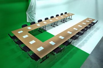 Rest of the World training rooms Photography studio Greenbox Meetingroom image 5