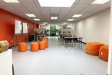 New York Mobile Working Function Room Main Studio image 2