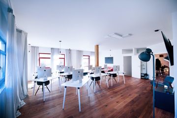 Rest of the World training rooms Meeting room Meetingraum image 7