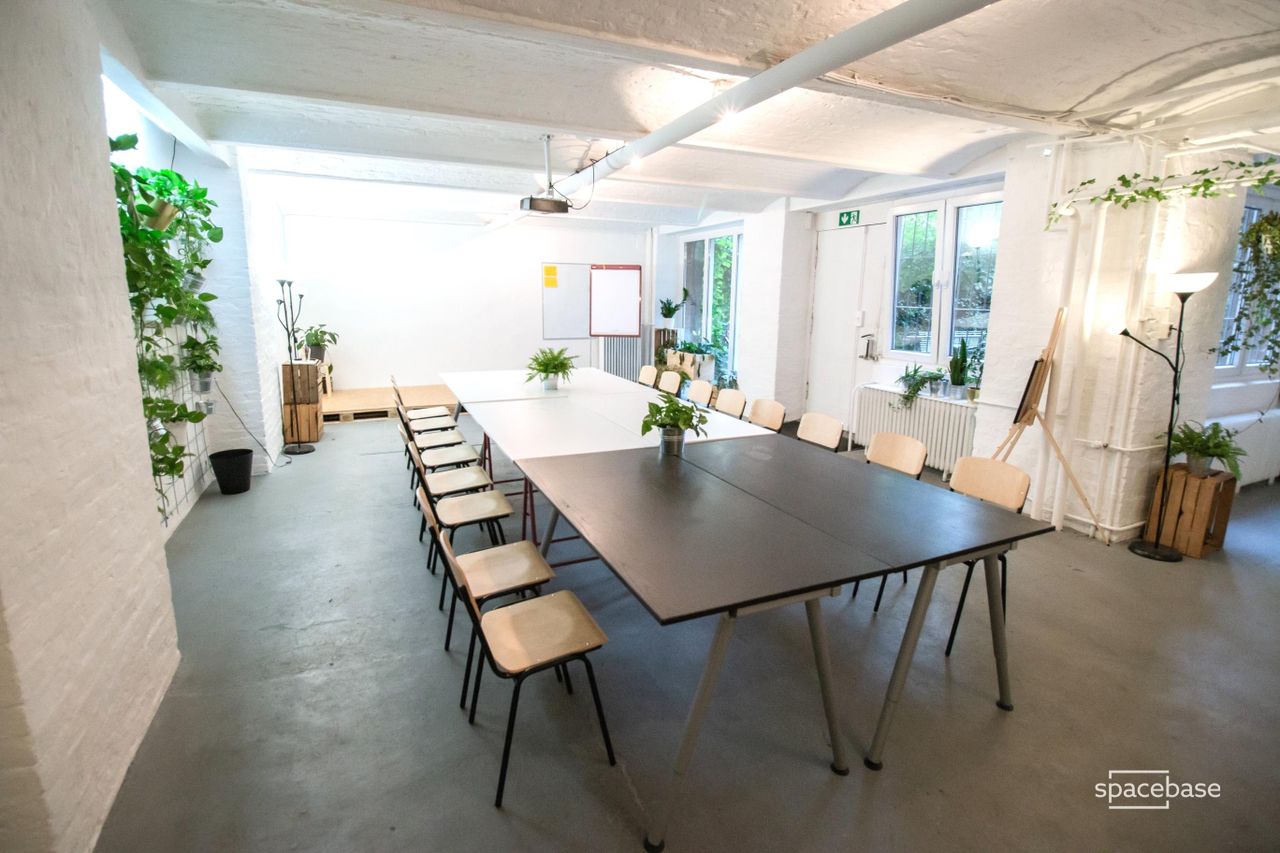 Berlin workshop spaces Industrial space Spacebase Campus - Workshop Space (Back) image 36