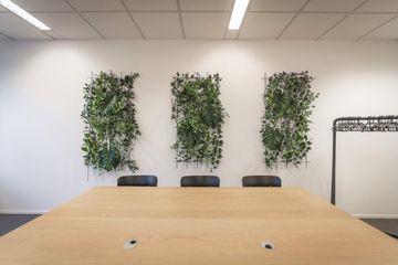 Rest of the World  Büroräume Meeting Room Class - gratis koffie en thee image 2