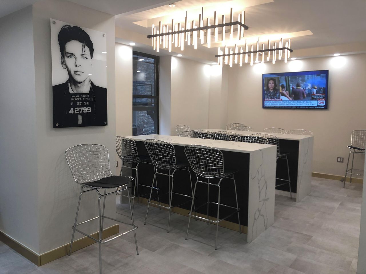 NYC training rooms Meeting room The Sinatra Room image 6