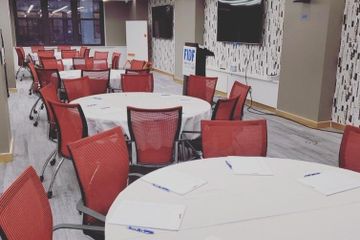 NYC training rooms Meeting room The Sinatra Room image 3