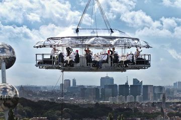 Hamburg corporate event spaces Außergewöhnlich Lounge in the sky 4 image 2