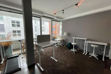 Berlin Workspace Heart of Gold CoWorking image 3