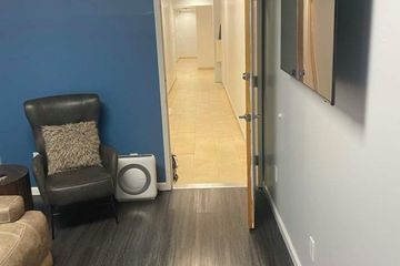 New York City  Kantoorruimte Milo Studio Rentals – Astoria Office Space & Photo/Video Studio NYC image 1