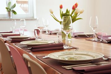 Rest of the World workshop spaces Meeting room Beautiful meeting room for up to 14 people image 2